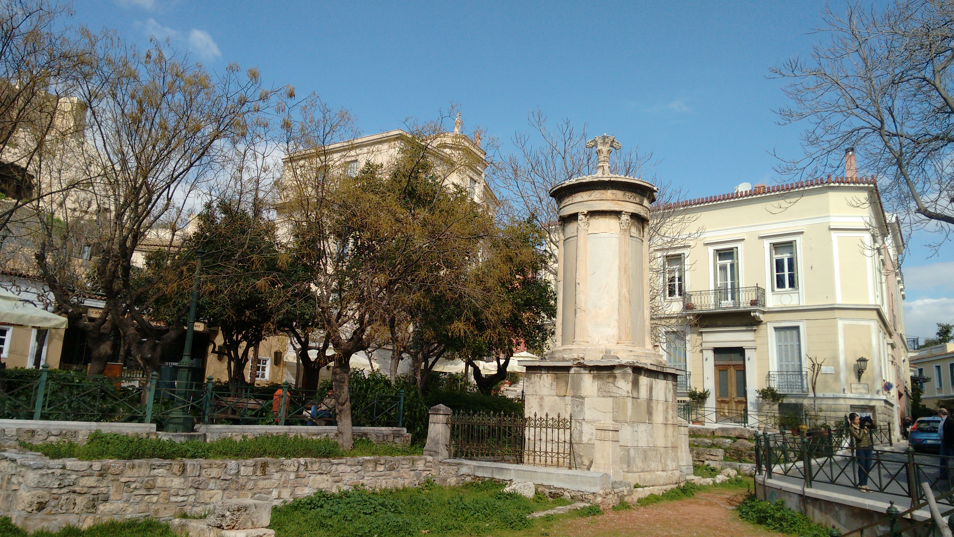 Το Φανάρι του Διογένη στην Πλάκα Το Φανάρι του Διογένη στην Πλάκα